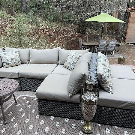 A Lovely Cabin House At Way Woods Retreat With Outdoor Hot Tub! - By Sacred Hub Mgmt Foresthill Exterior foto